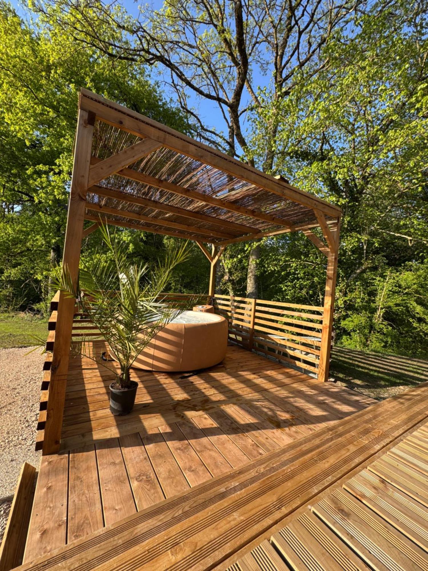 La Buissonniere Lodges Chisseaux Exterior photo