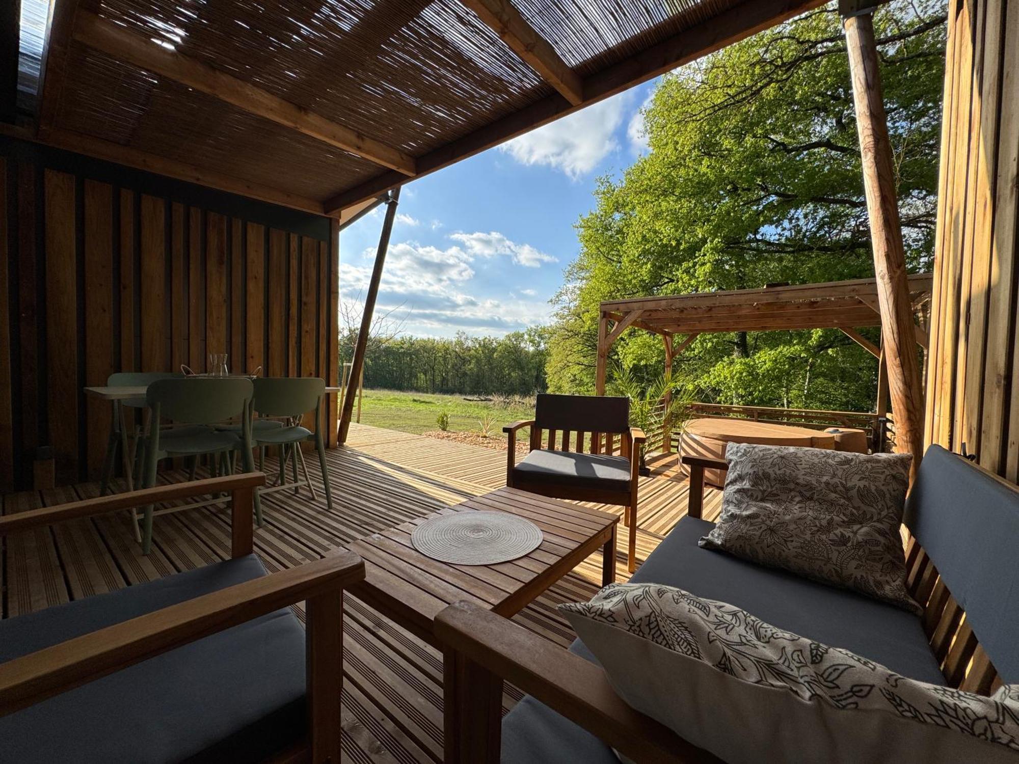 La Buissonniere Lodges Chisseaux Exterior photo