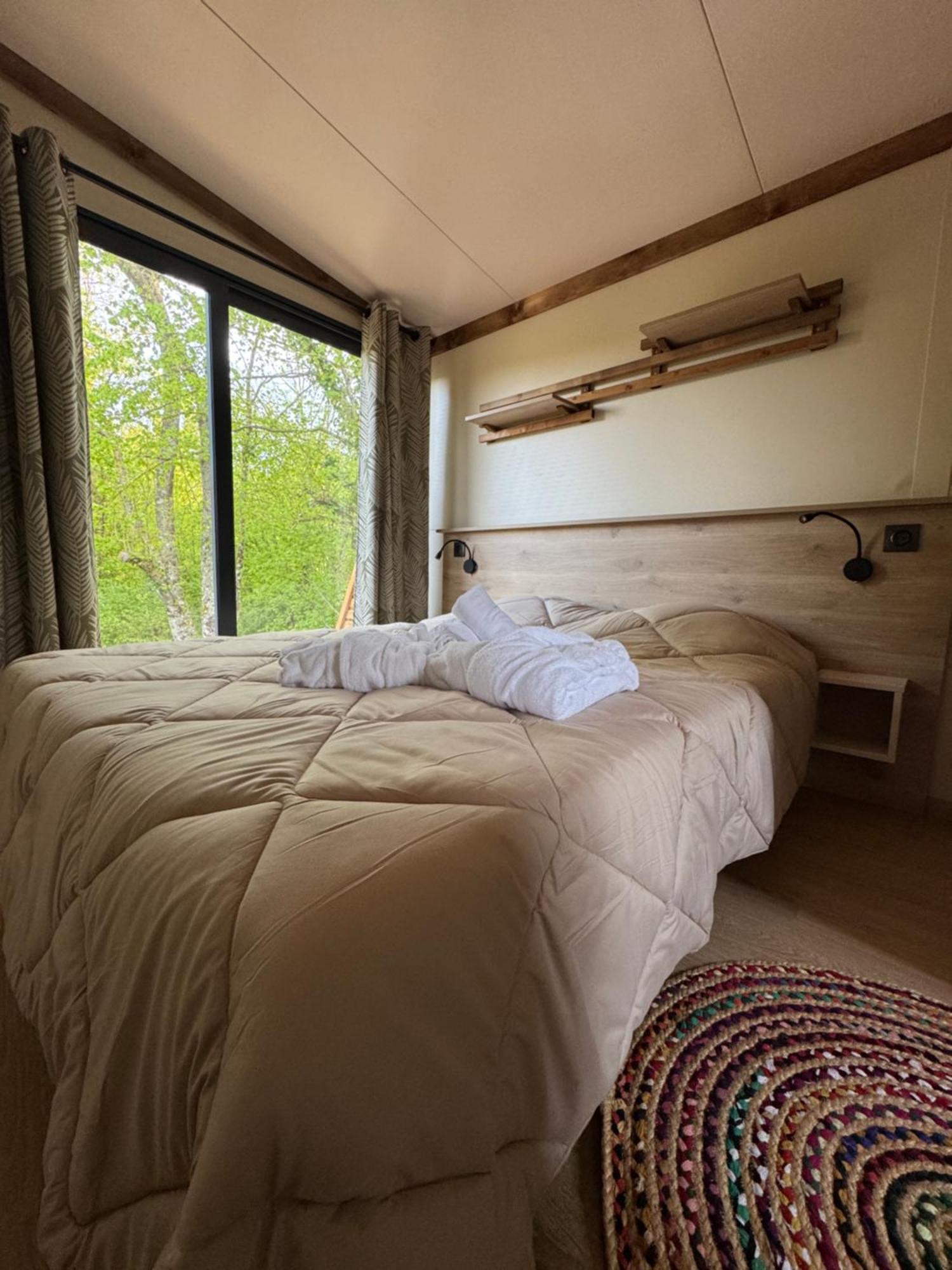 La Buissonniere Lodges Chisseaux Exterior photo
